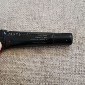 Mary Kay Ivory 1 Concealer